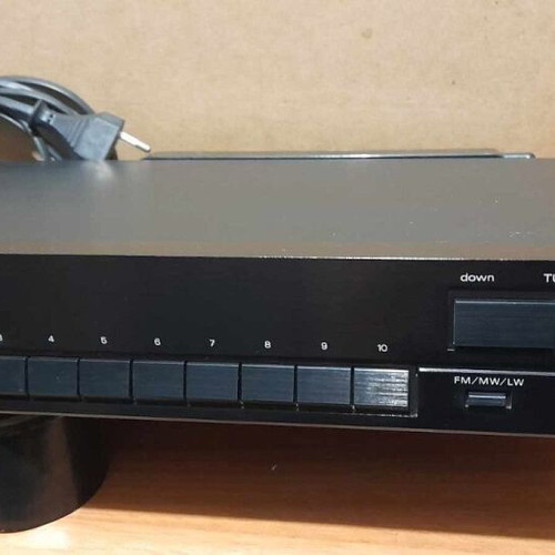 Luxman T-111L Stereo AM/FM Tuner used, vintage Japan