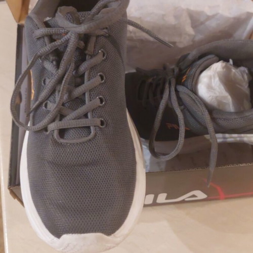 Fila Cassia 3 athletic shoes like new, size 40, gray