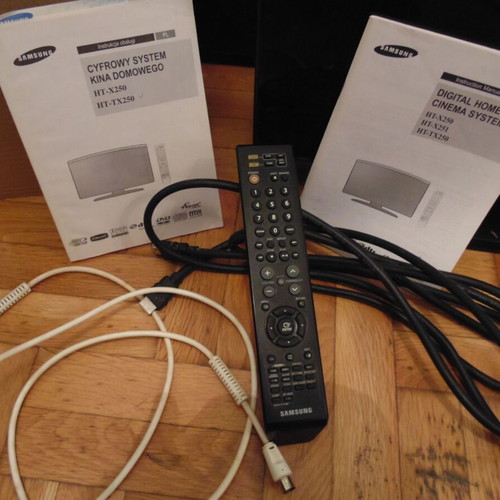Digital Home Cinema Samsung HT-TX250 σαν καινούργιο με 6 ηχεία και DVD player