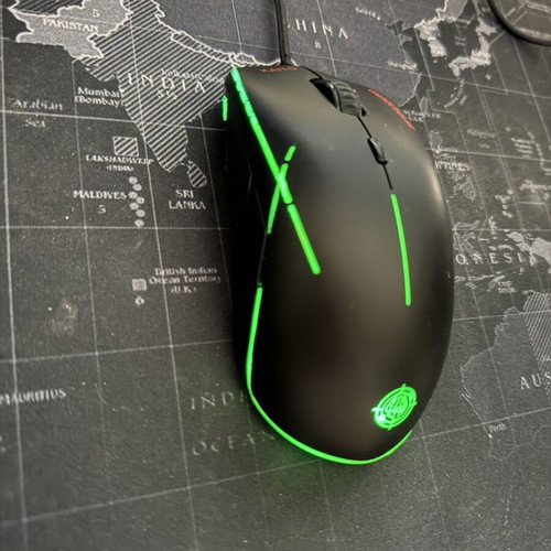 Zeroground Kaito gaming mouse like new, 1000 Hz polling rate, RGB