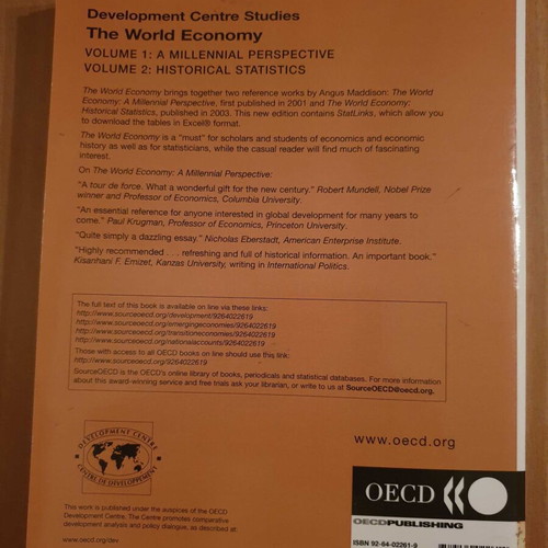 The World Economy by Angus Maddison like new, academic book