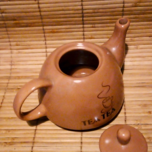 Ceramic teapot for tea used, 300 ml