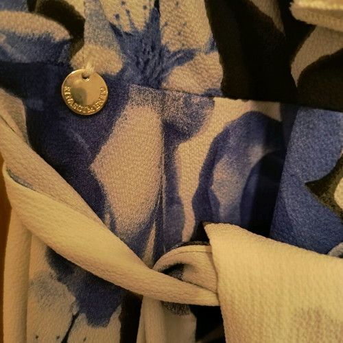 Rinascimento floral evening dress like new, small, white and blue