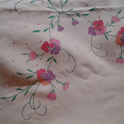 Tablecloth used 174x170 cm with painted design and handmade lace