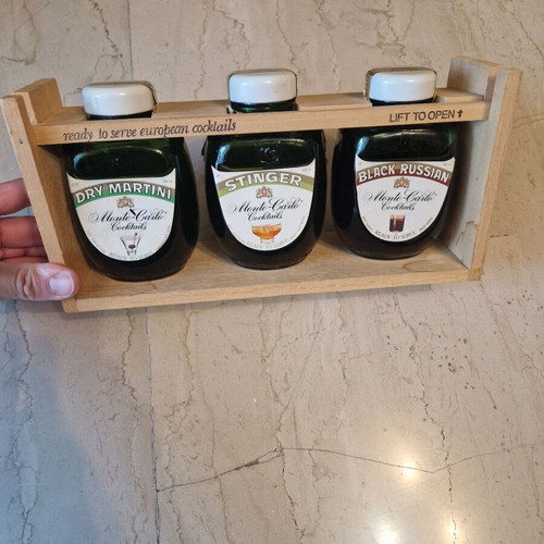 Vintage Monte-Carlo cocktail set in wooden case like new