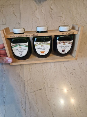 Vintage Monte-Carlo cocktail set in wooden case like new