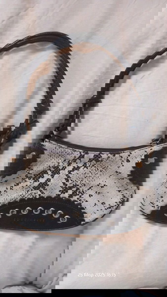 Coccinelle σχεδόν αχρησιμοποίητη