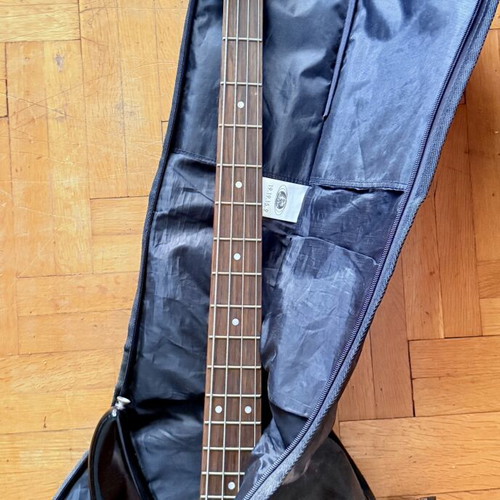 Yamaha RBX170 bass guitar used with Ritter bass bag and IMT-202 metronome