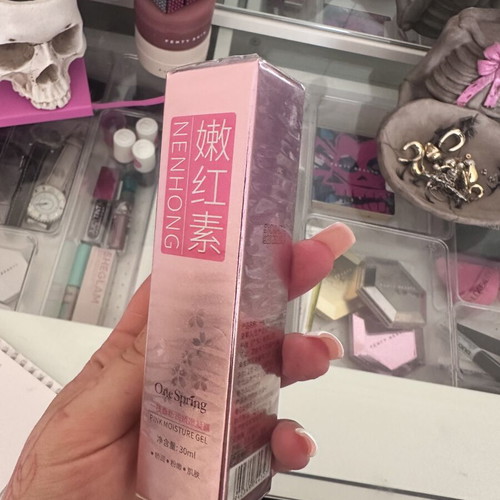 One Spring Pink Moisture Gel new, delicate for sensitive areas