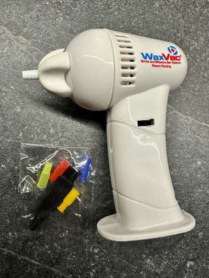 Ear cleaner device new, unused with accessories