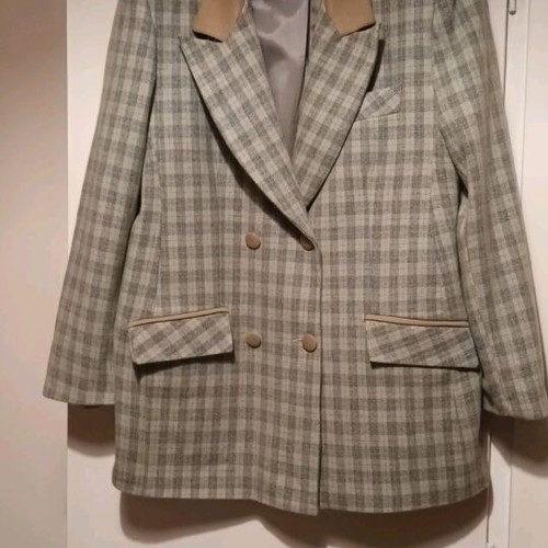 Autumn checked jacket L like new