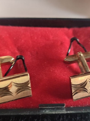 Cufflinks used 14 carat gold vintage 70s set of two
