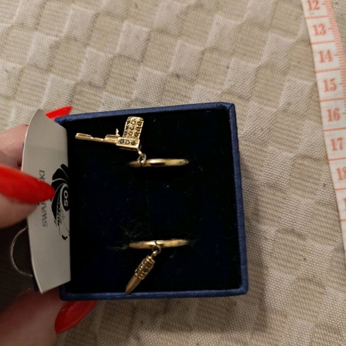 Swarovski James Bond ring set No 58 like new, gold color
