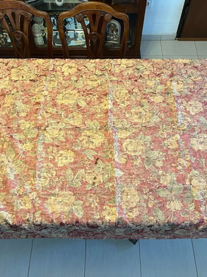 Decorative tablecloth used 138x138cm