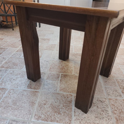 Coffee table set like new with one large and two small tables