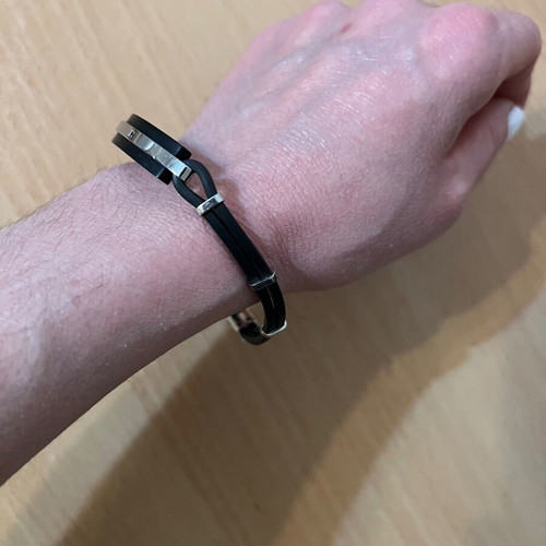 Comete men's bracelet like new, black and silver