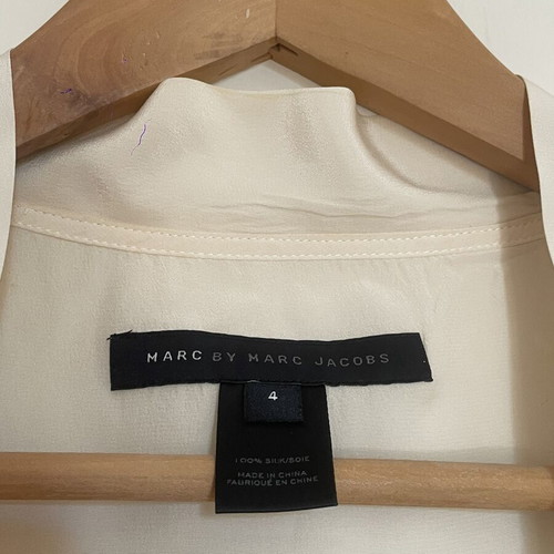 Marc by Marc Jacobs silk shirt beige sleeveless with decorative buttons and neck ribbon, like new