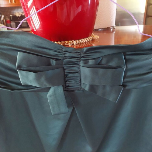 BSB Strapless Satin Top Size 44 Cypress Green Like New