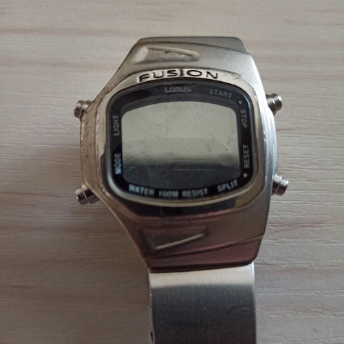 Lorus watch used, without battery, child-teen style