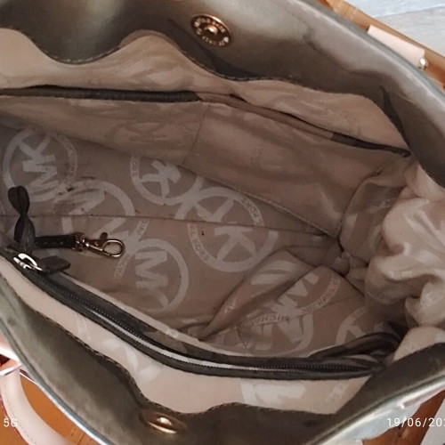 Michael Kors Hamilton Camouflage leather shoulder bag used, large
