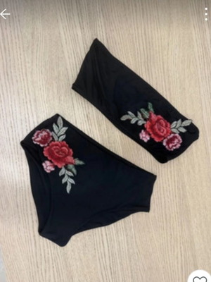 Bikini like new, high-waisted with floral embroidery