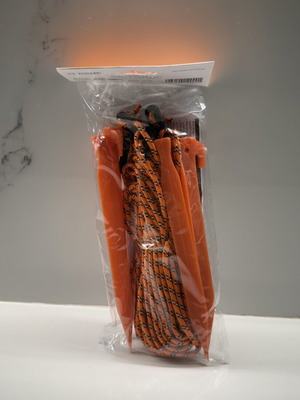 Ropes and pegs for beach umbrella or awning, pack of 4