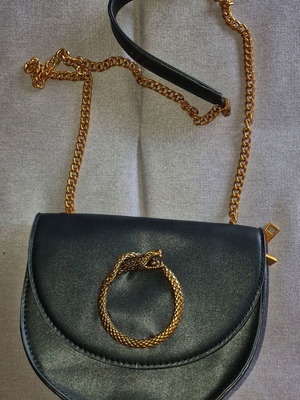 Shoulder bag black with gold details new