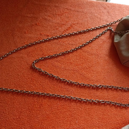 Wallet bag used, shiny with detachable chain