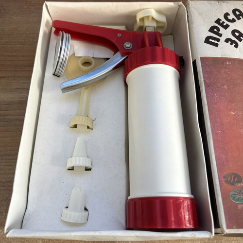 Retro Cookie Press Lomonosov Factory Pleven like new