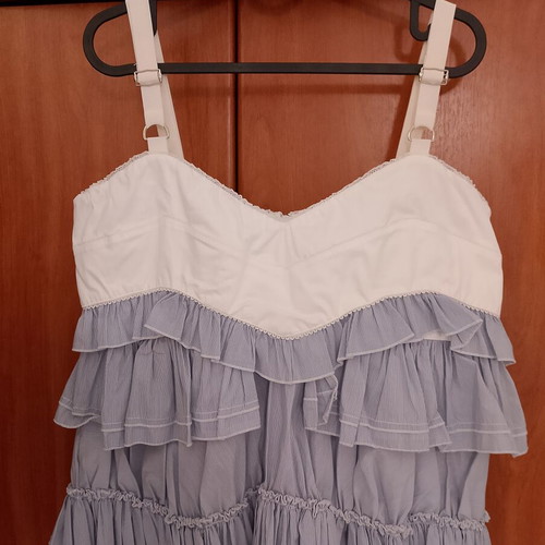 Devotion top size M like new, white and blue