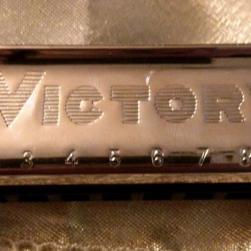 Victory harmonica new, 10 holes, key of C, aluminum