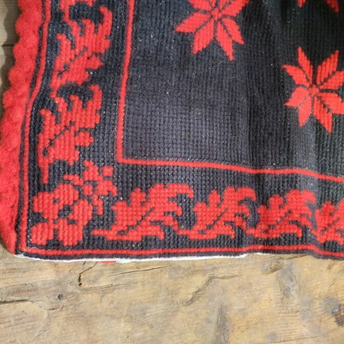 Embroidered rugs used, 2 pieces 110x59 cm, cross stitch