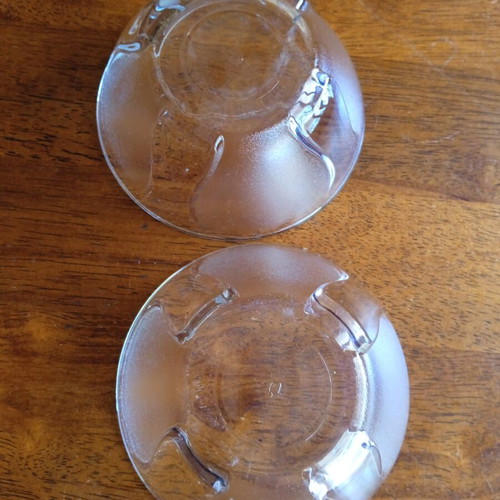 Glass bowls like new, set of two, 13 cm diameter