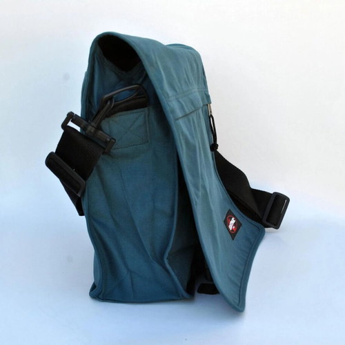 Eastpak Vintage Messenger Bag Blue Shoulder Laptop Y2K, like new