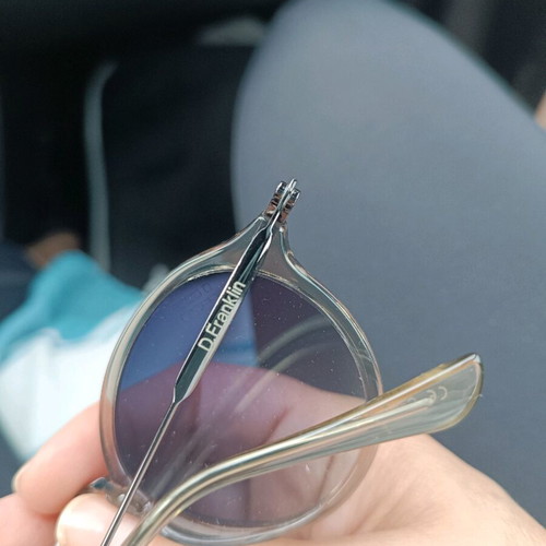 D.Franklin gray sunglasses like new