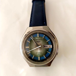 Vintage seiko 5 blue grey dial collectible