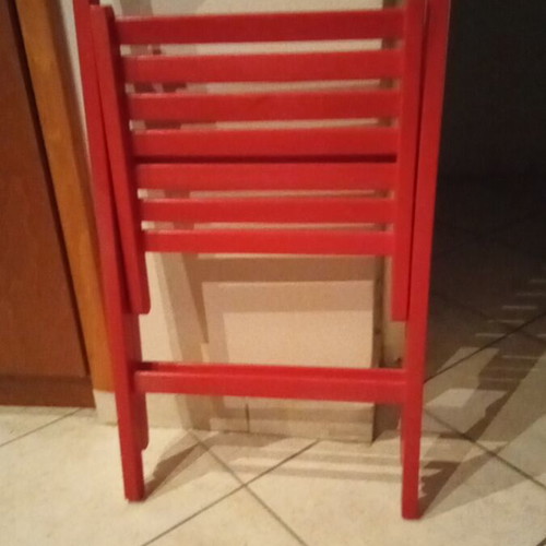 Folding wooden chairs like new, red, set of 2