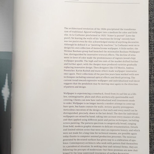 Wallpaper by Joachim Fischer like new, trilingual edition
