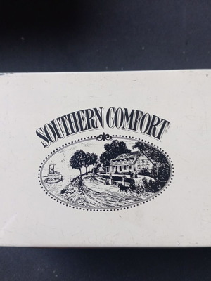 Southern Comfort playing cards new, sealed, metal box 1995
