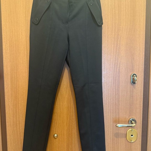 Giorgio Armani fitted pants size small, like new, black