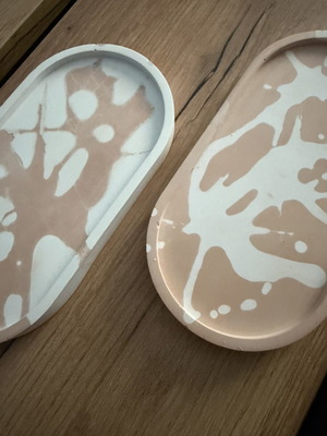 Oval decorative trays The Splash Set like new