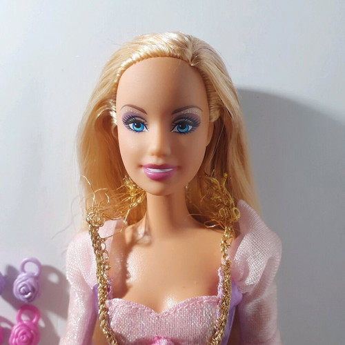 Barbie Rapunzel Cut and Style 2008 doll used