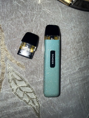 Electronic cigarette like new