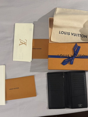 Louis Vuitton men's wallet new, black