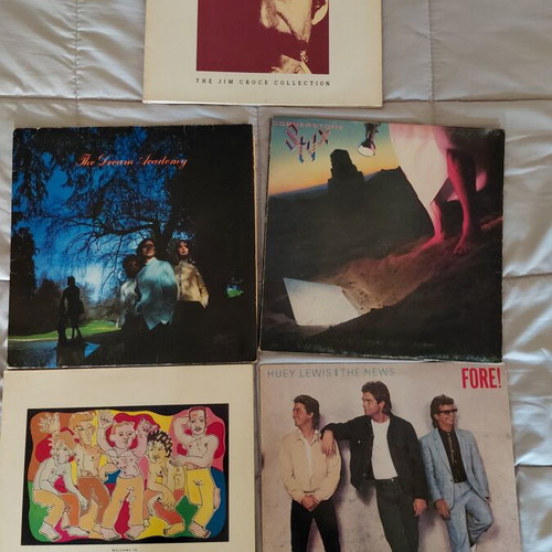 Vinyl records and CDs used, Greek and foreign