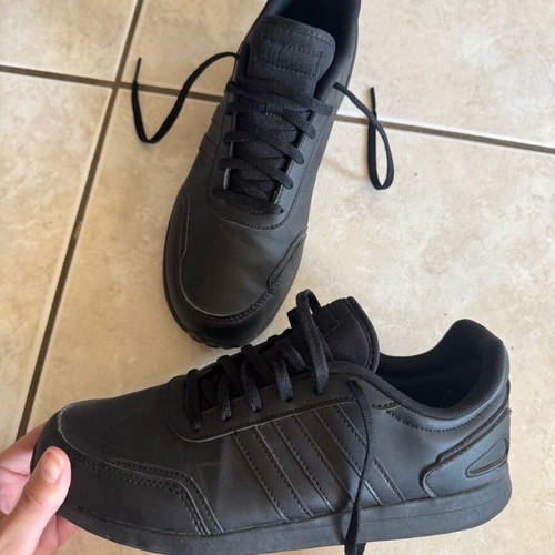 Adidas sneakers size 39 like new, black multicolor