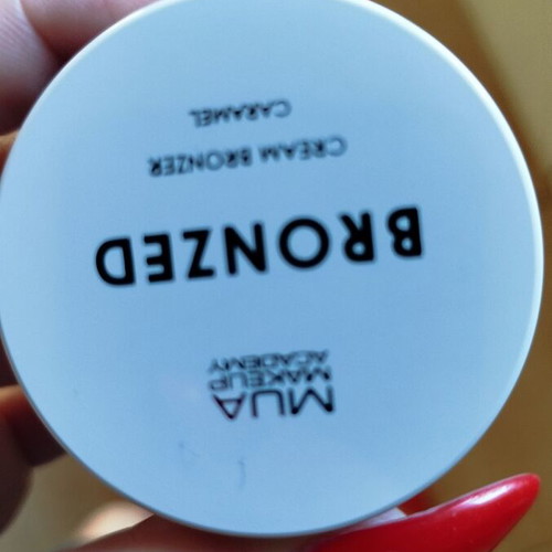 Mua bronzer unused