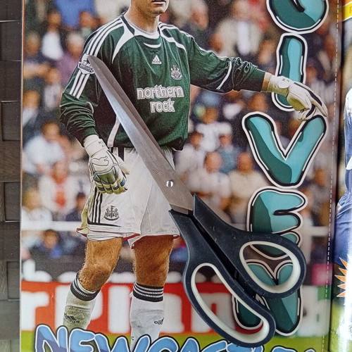 Match Football Magazine issue 5-11/12/2006 like new with Liverpool posters