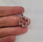 Cross pendant for necklace