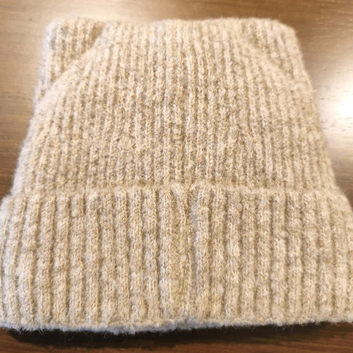 Knitted cat ears hat new, one size, beige